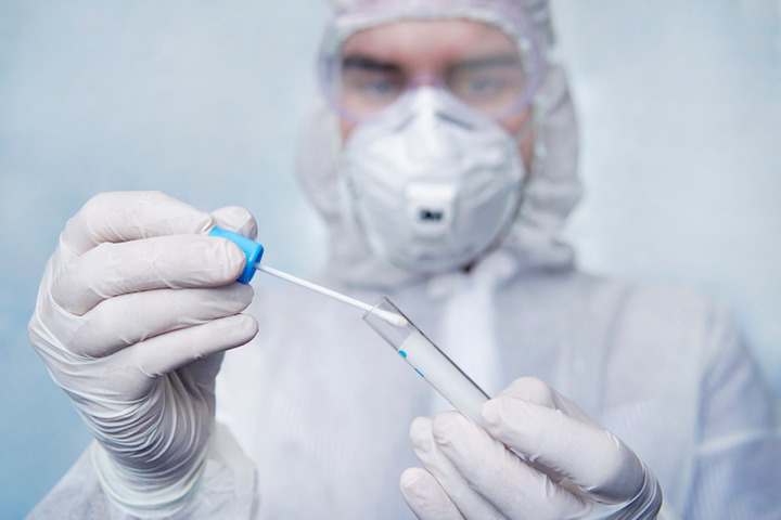Al momento stai visualizzando Tamponi molecolari: Vantaggi e come funziona il test