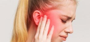 Scopri di più sull'articolo Nervo trigemino infiammato: sintomi, cause, durata, cura e alimenti da evitare