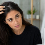 Forfora, shampoo antiforfora e gravidanza: cause, rimedi e segnali da conoscere davvero